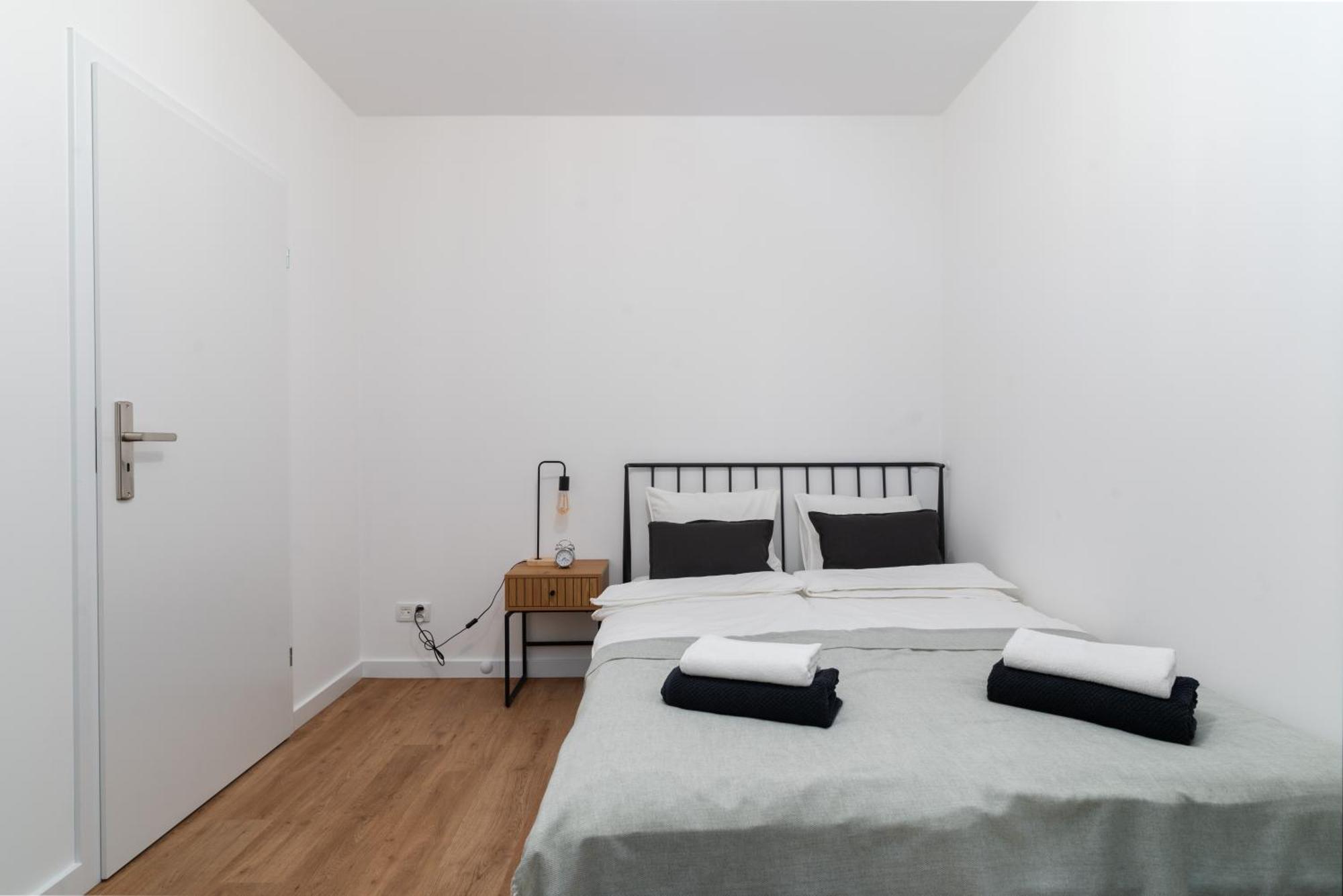 ורשה Lineburg Villa Apartments מראה חיצוני תמונה