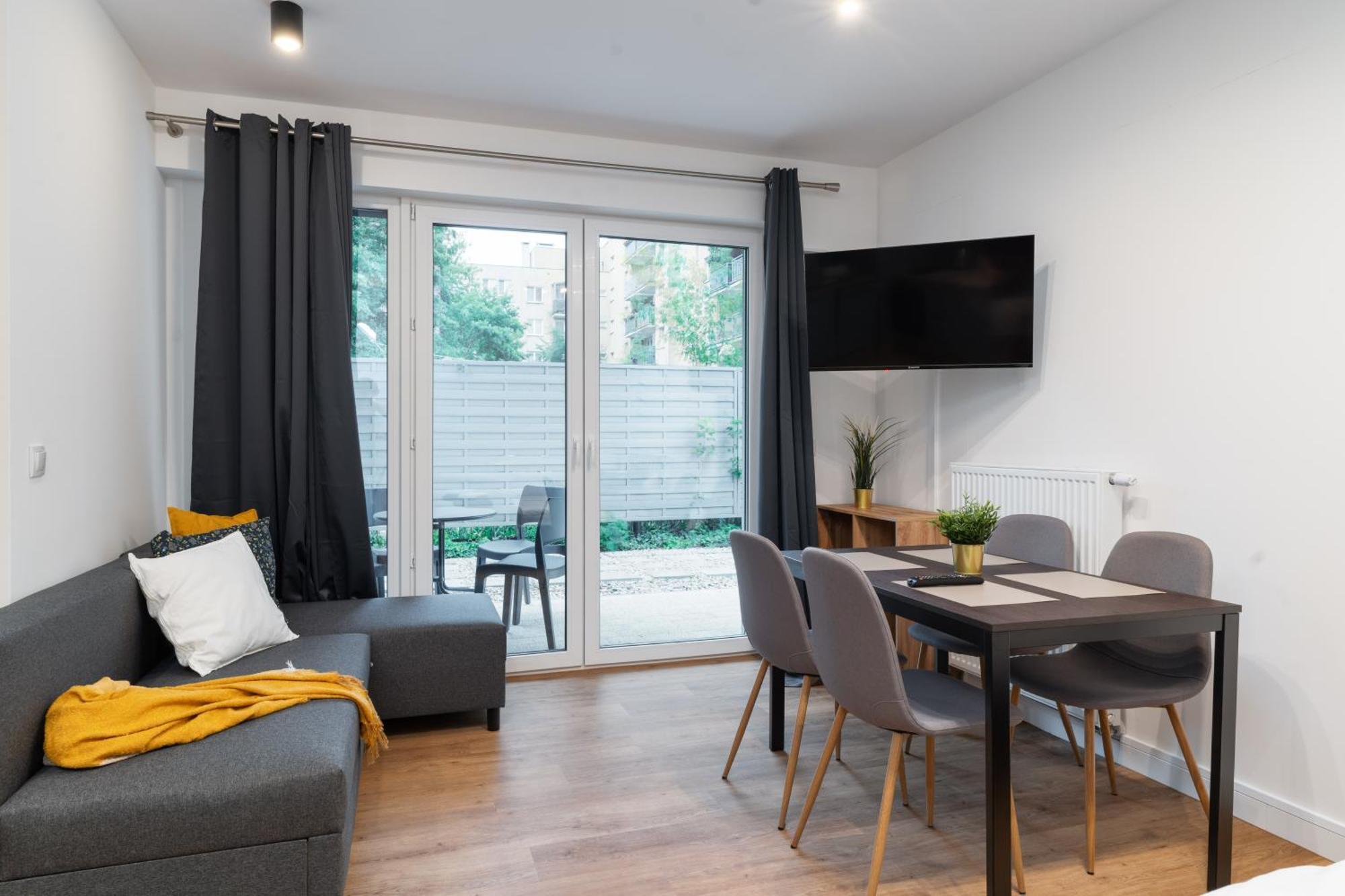ורשה Lineburg Villa Apartments מראה חיצוני תמונה
