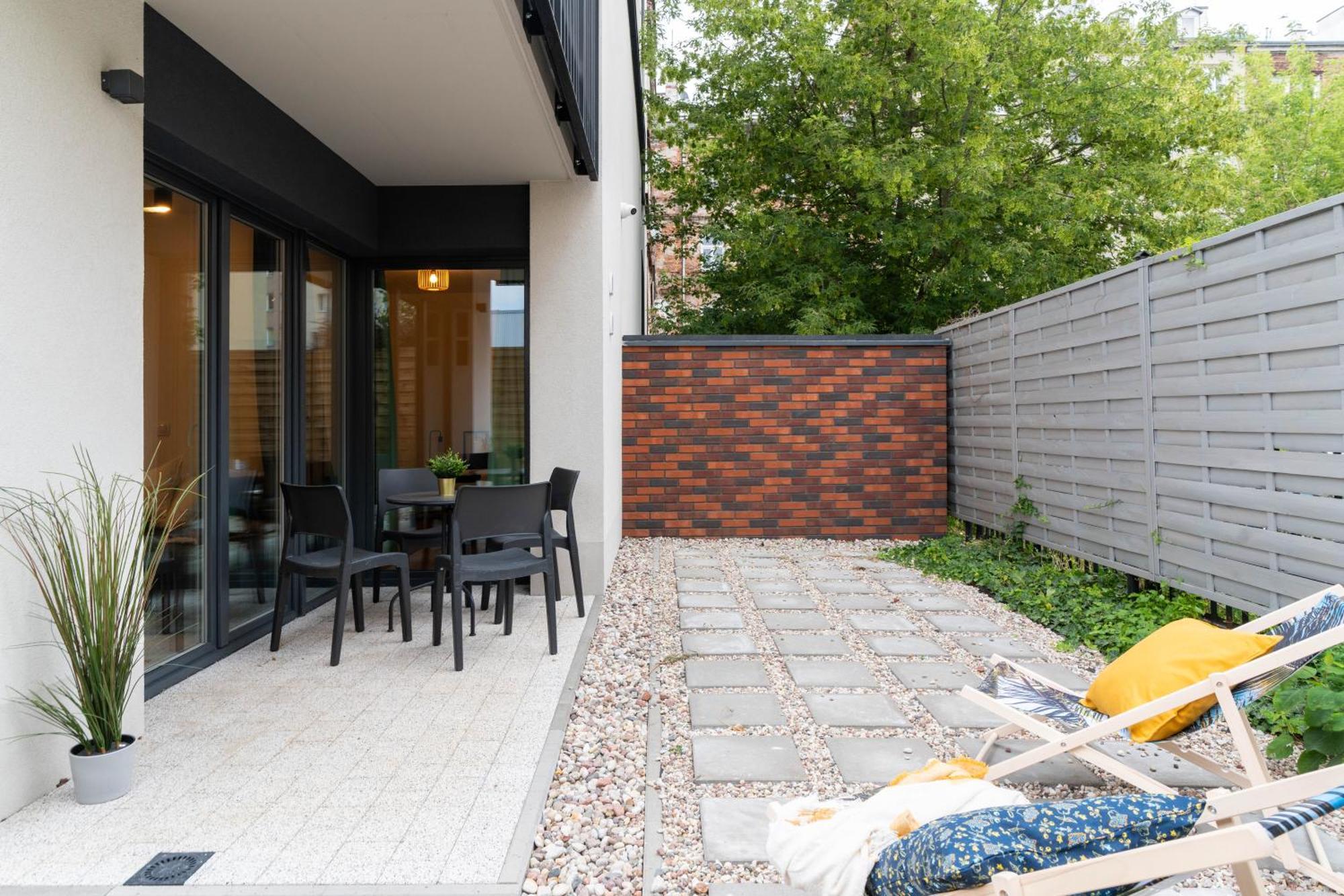 ורשה Lineburg Villa Apartments מראה חיצוני תמונה