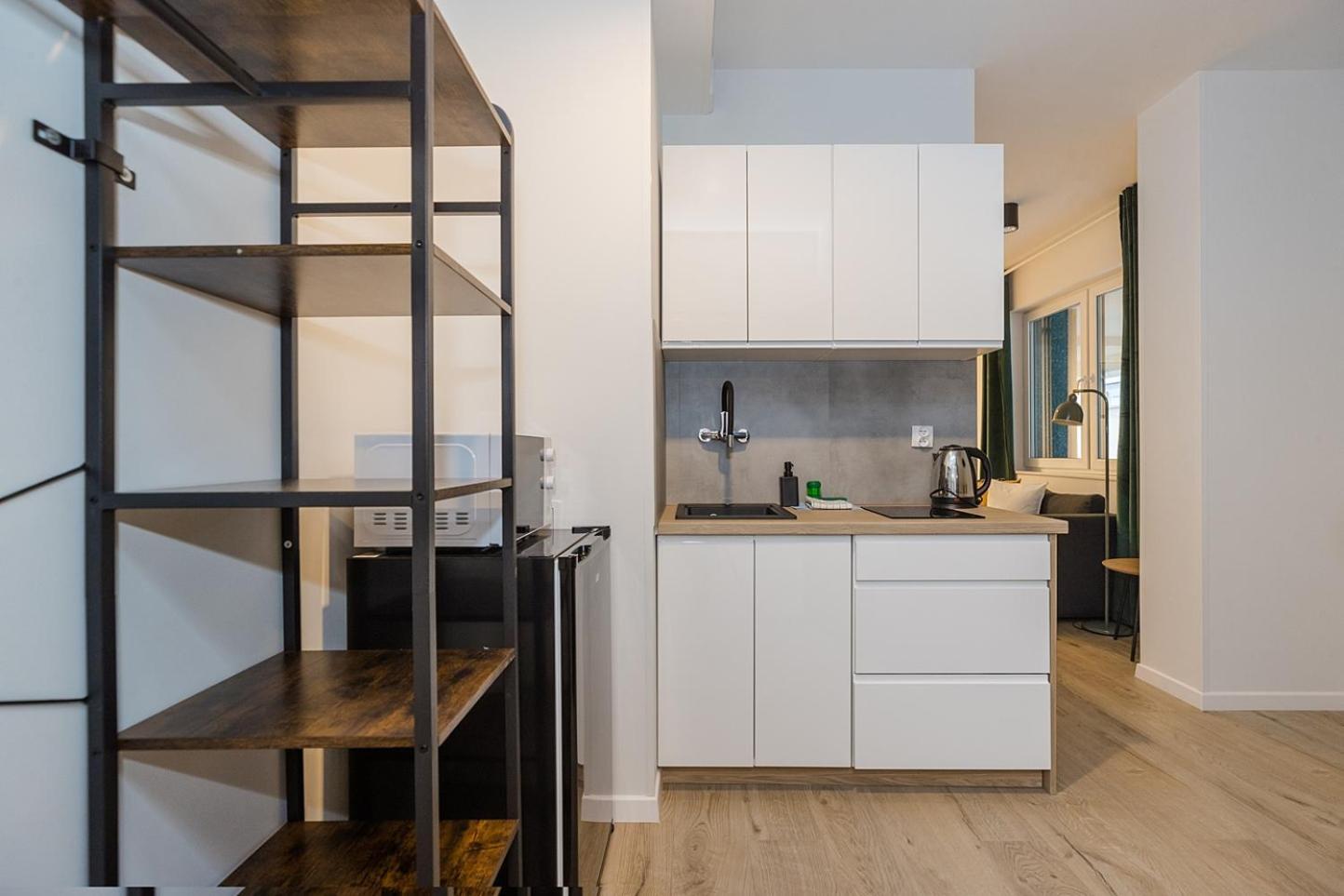 ורשה Lineburg Villa Apartments מראה חיצוני תמונה