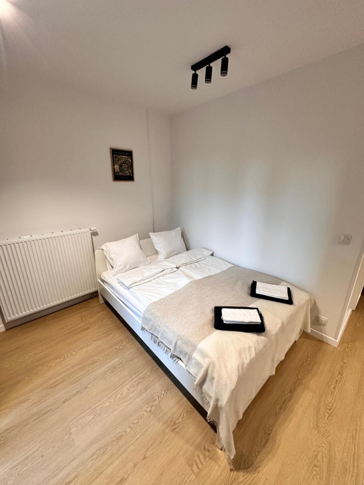 ורשה Lineburg Villa Apartments מראה חיצוני תמונה