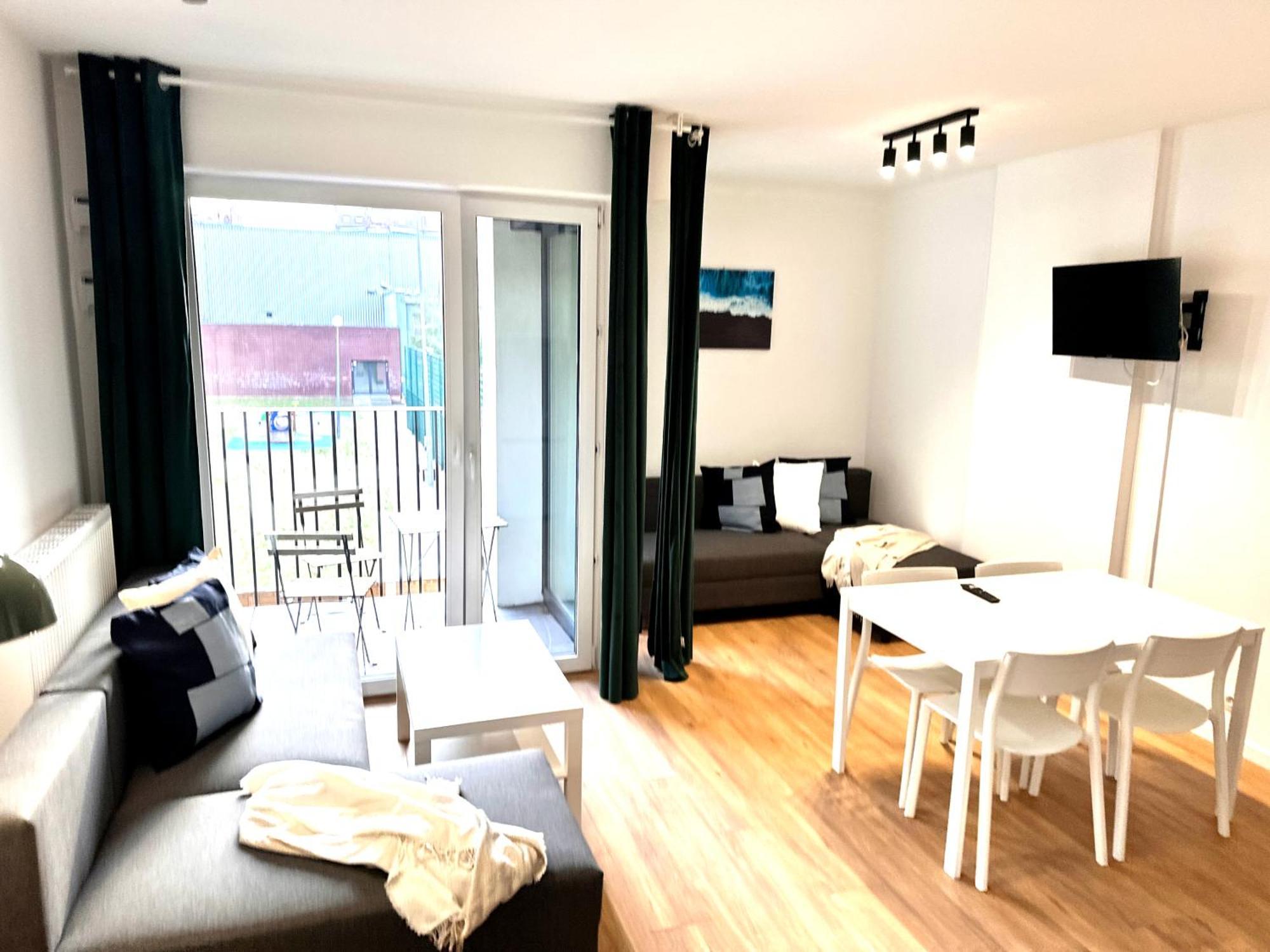 ורשה Lineburg Villa Apartments מראה חיצוני תמונה