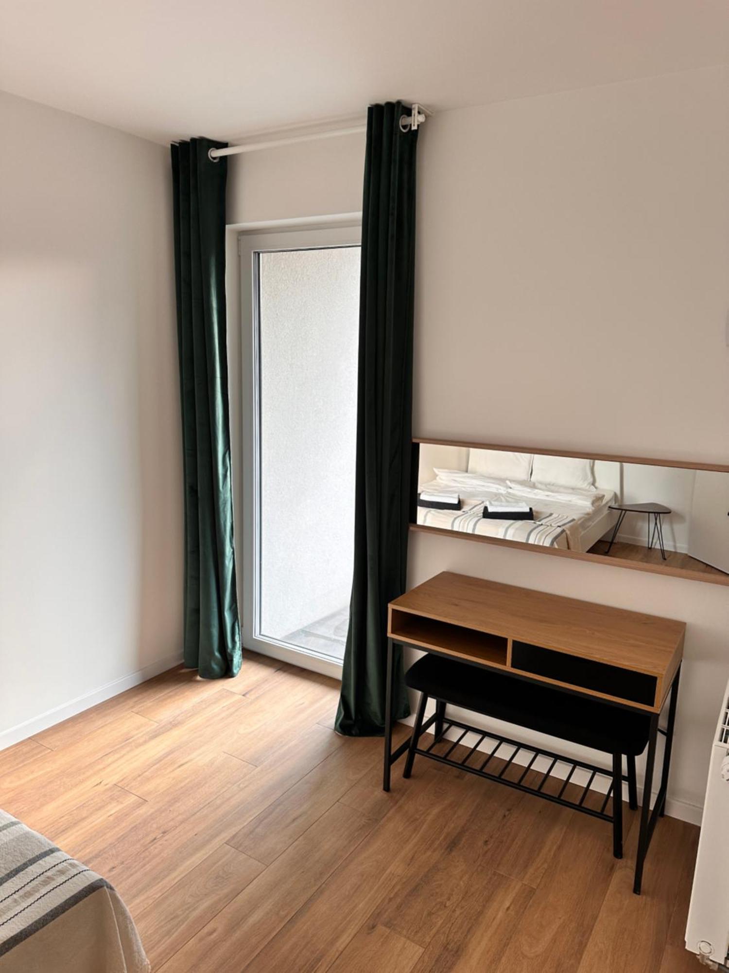 ורשה Lineburg Villa Apartments מראה חיצוני תמונה