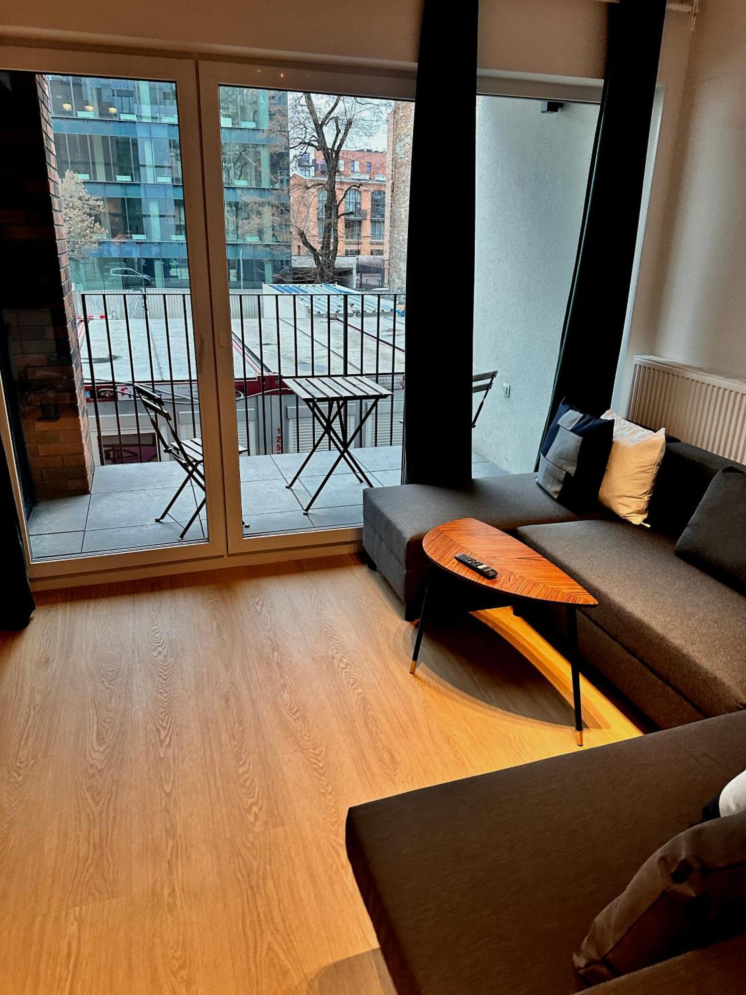 ורשה Lineburg Villa Apartments מראה חיצוני תמונה